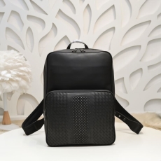 Mens Bottega Veneta Backpacks